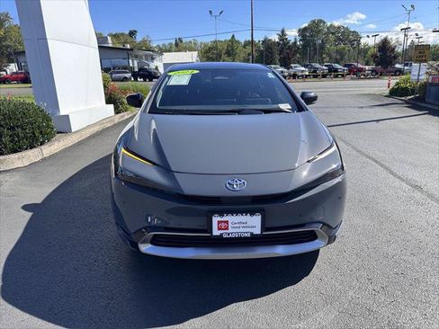 Certified 2024 Toyota Prius Prime FWD image 11