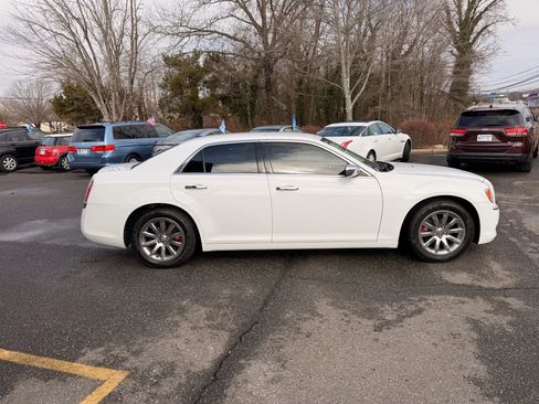 Used 2012 Chrysler 300 Limited image 7