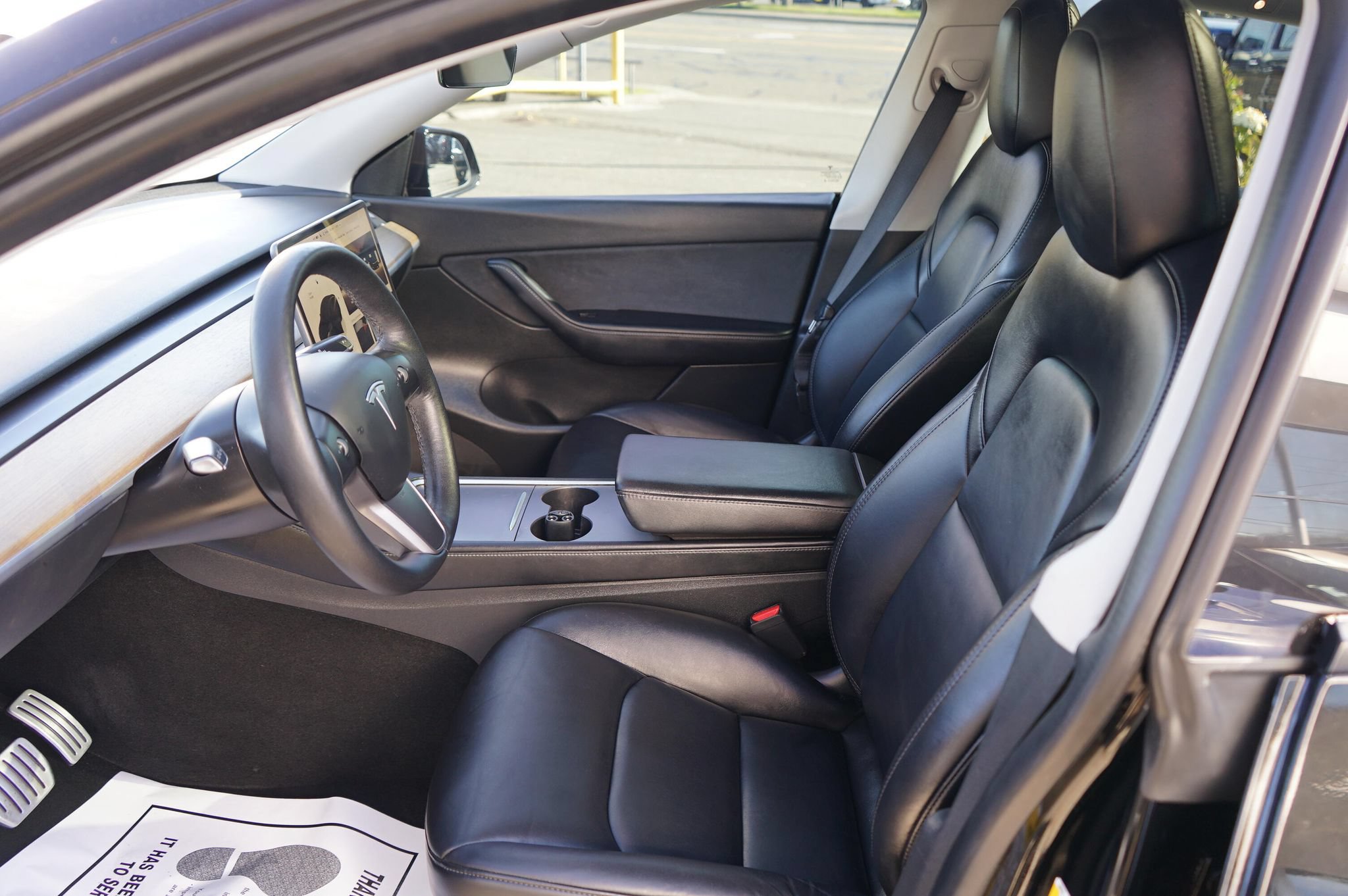 Used 2022 Tesla Model Y Performance AWD/4WD image 11