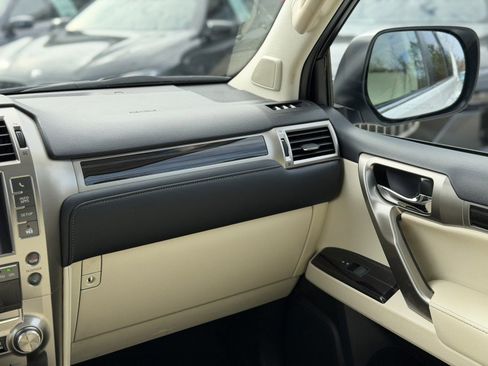 Used 2021 Lexus GX 460 Premium image 22