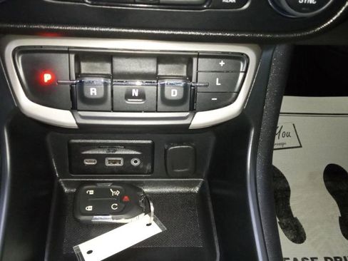 Used 2022 GMC Terrain Denali w/ LPO, Floor Liner Package AWD/4WD image 18