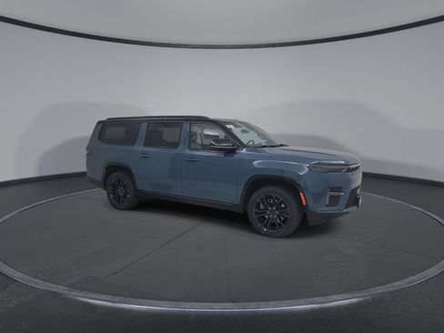 New 2026 Jeep Grand Wagoneer L Summit w/ Premium Group III AWD/4WD image 2