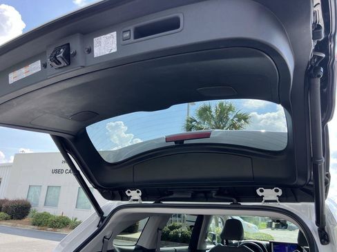 Used 2023 Toyota Highlander Limited FWD image 26