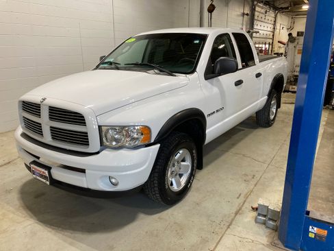 Used 2003 Dodge Ram 1500 Truck SLT AWD/4WD image 1