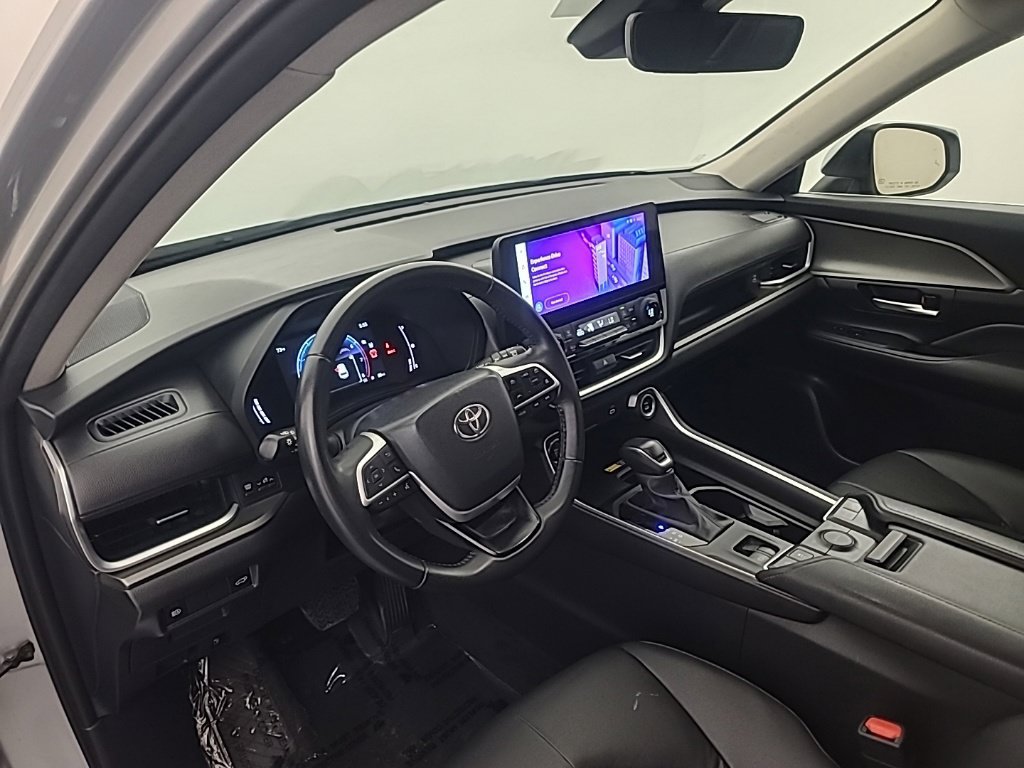 Used 2025 Toyota Grand Highlander AWD image 29
