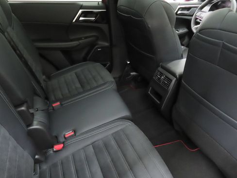 New 2026 Mitsubishi Outlander SE AWD/4WD image 25