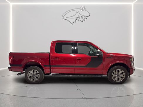 Used 2017 Ford F150 XLT w/ Equipment Group 302A Luxury AWD/4WD image 8