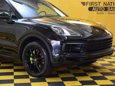 Used 2019 Porsche Cayenne image 3