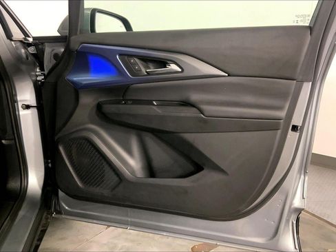 Used 2025 Chevrolet Equinox EV LT w/ Convenience Package FWD image 26