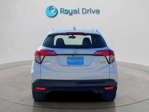 Used 2021 Honda HR-V Sport image 4