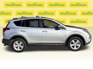 Used 2013 Toyota RAV4 XLE video 2