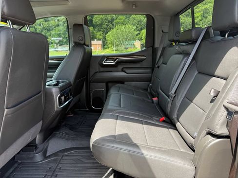 Used 2024 GMC Sierra 1500 Elevation w/ Elevation Premium Package AWD/4WD image 38