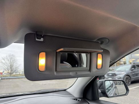 Used 2021 GMC Acadia AT4 w/ Technology Package image 40