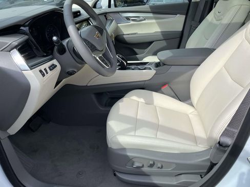 New 2025 Cadillac XT5 Premium Luxury w/ Technology Package image 21