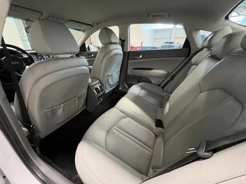 Used 2018 Kia Optima EX FWD image 15