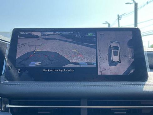 Certified 2025 INFINITI QX60 Luxe image 16