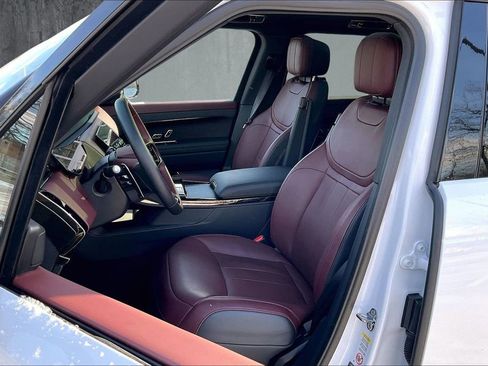 Used 2025 Land Rover Range Rover Sport Dynamic SE image 20