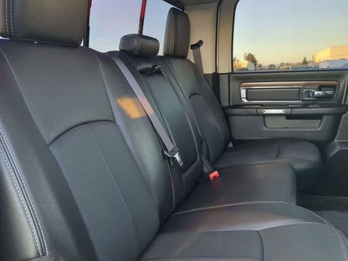 Used 2018 RAM 1500 Laramie w/ Convenience Group image 7