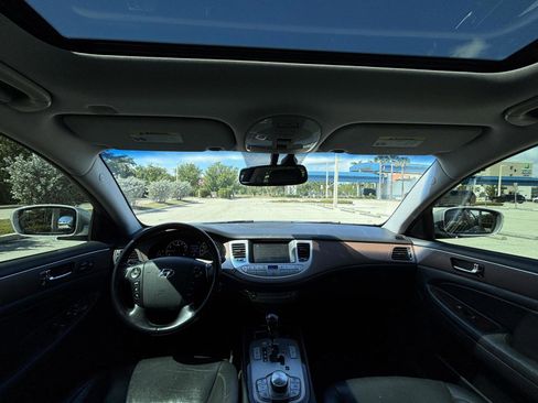 Used 2009 Hyundai Genesis 4.6 w/ Technology Pkg 5 image 10