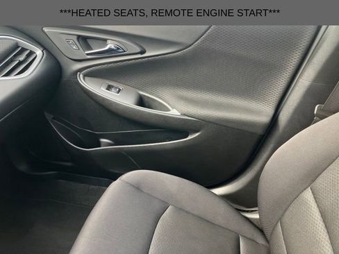 Used 2025 Chevrolet Malibu LT image 9