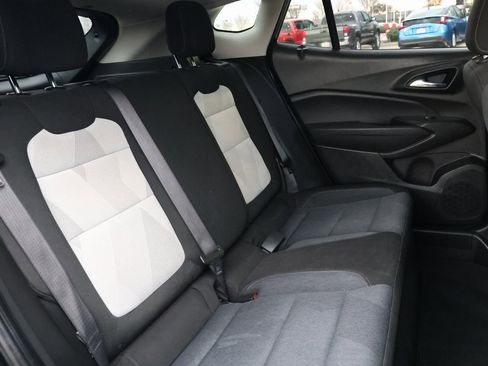 Used 2024 Chevrolet Trax LS w/ LS Convenience Package image 33