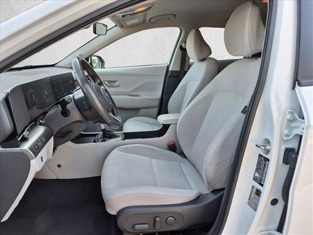 Used 2024 Hyundai Kona SEL FWD image 15