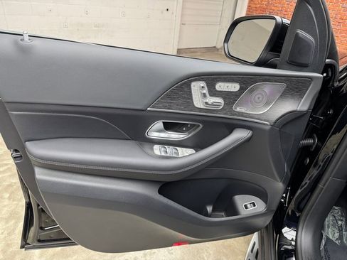New 2026 Mercedes-Benz GLS 450 4MATIC image 10