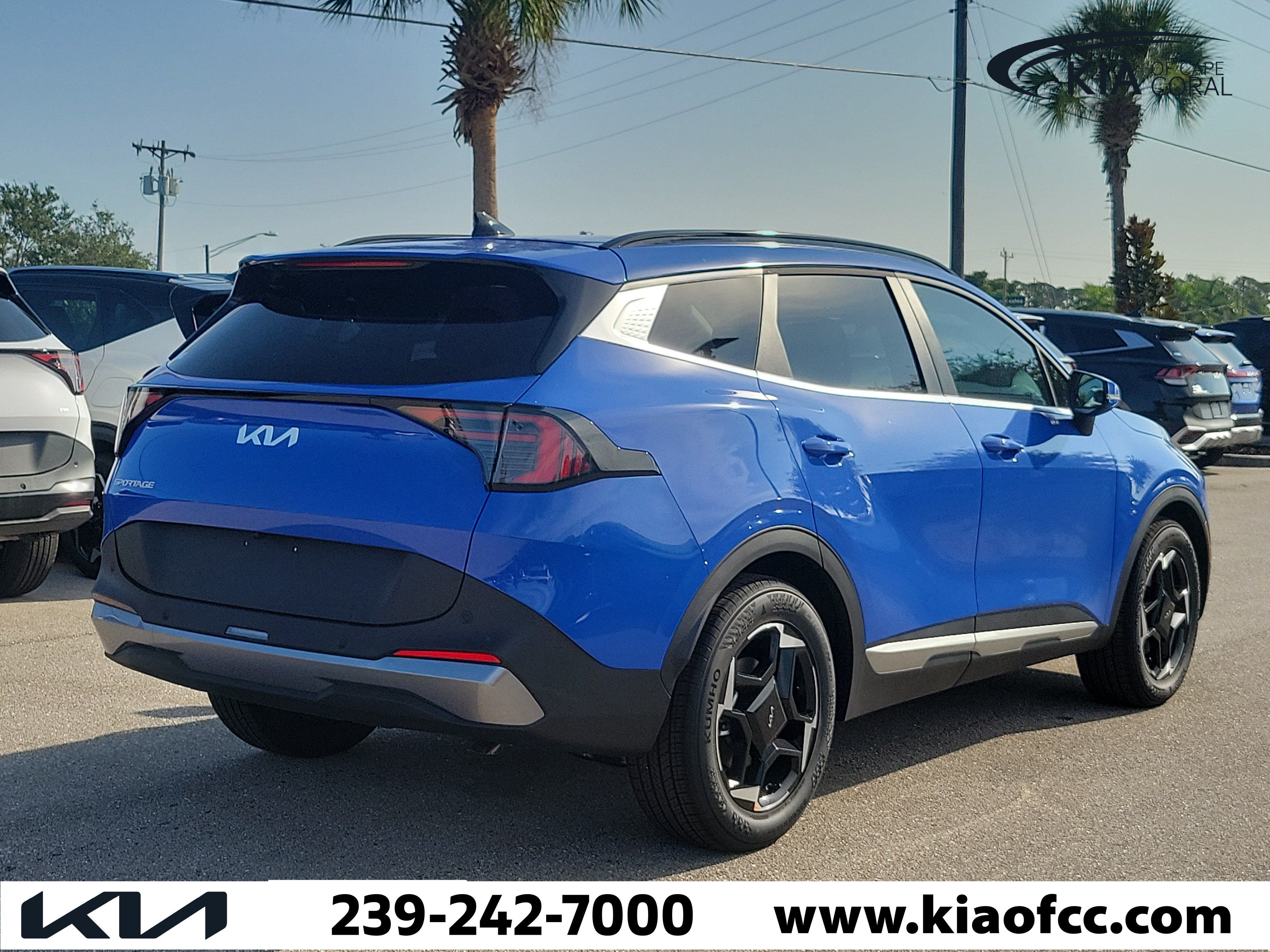 New 2026 Kia Sportage EX w/ EX Panorama Roof Package FWD image 6