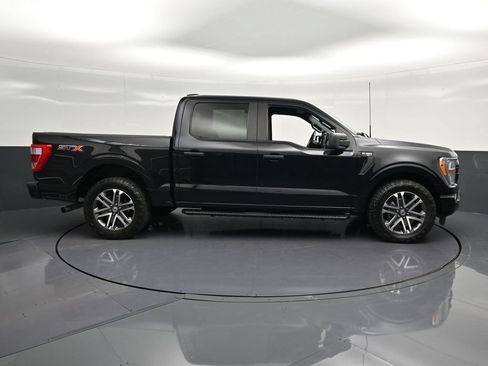 Used 2021 Ford F150 XL w/ STX Appearance Package RWD image 4