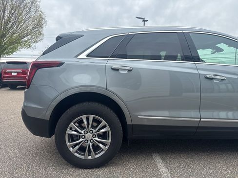 Used 2023 Cadillac XT5 Premium Luxury w/ LPO, Floor Liner Package AWD/4WD image 8