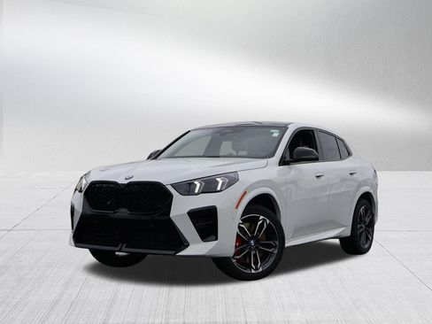 New 2026 BMW X2 xDrive28i w/ Technology Package AWD/4WD image 1