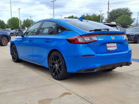 Used 2022 Honda Civic Sport image 3