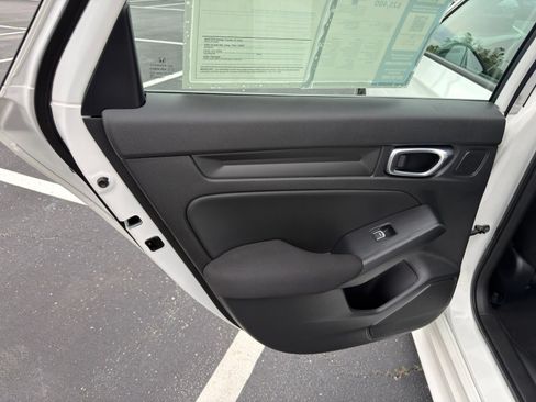 Used 2024 Honda Civic EX image 29