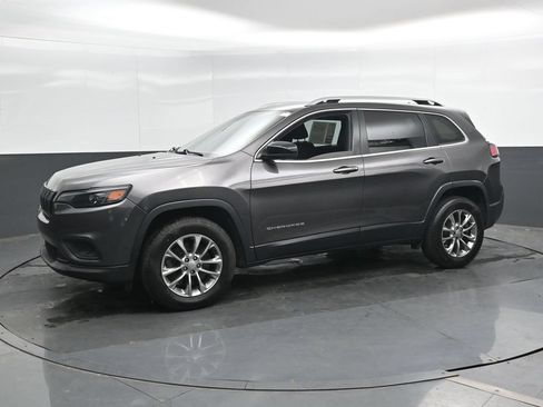 Used 2021 Jeep Cherokee Latitude Plus AWD/4WD image 9