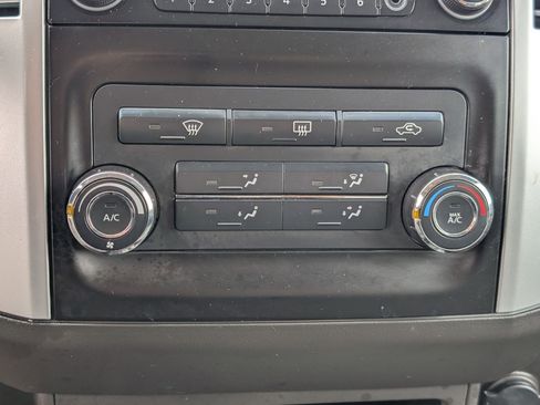 Used 2013 Nissan Xterra S AWD/4WD image 19