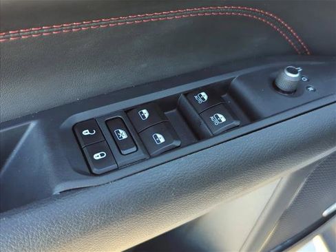 Used 2023 Jeep Compass Trailhawk w/ Trailhawk Elite Group image 8