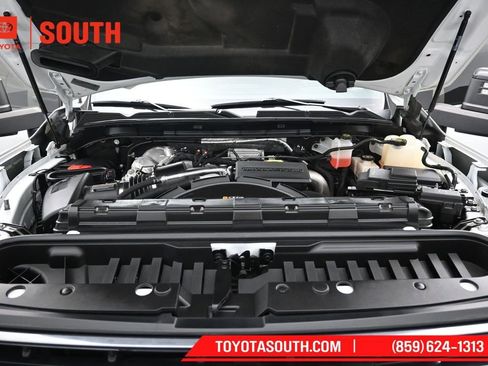 Used 2022 GMC Sierra 2500 AT4 w/ AT4 Premium Plus Package AWD/4WD image 40
