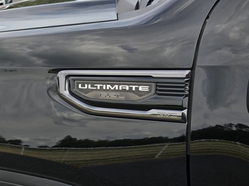 Used 2023 GMC Sierra 1500 Denali Ultimate AWD/4WD image 7