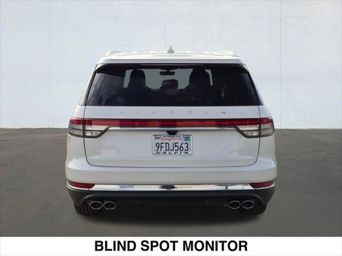 Certified 2023 Lincoln Aviator Reserve AWD/4WD image 6
