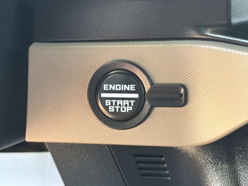 Used 2021 Ford Bronco Wildtrak AWD/4WD image 25