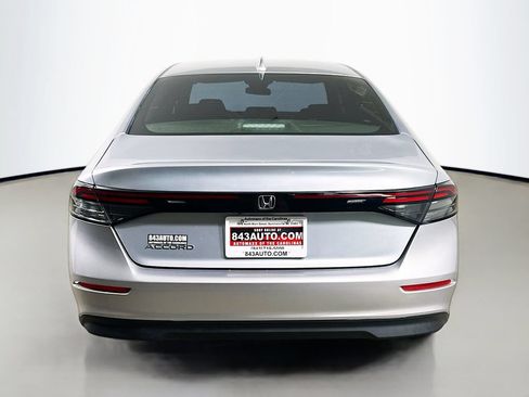 Used 2025 Honda Accord LX image 6