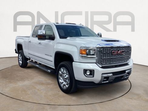 Used 2019 GMC Sierra 2500 Denali w/ Duramax Plus Package image 7