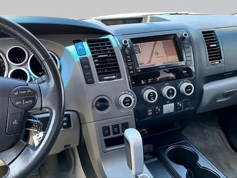 Used 2010 Toyota Sequoia Limited AWD/4WD image 6