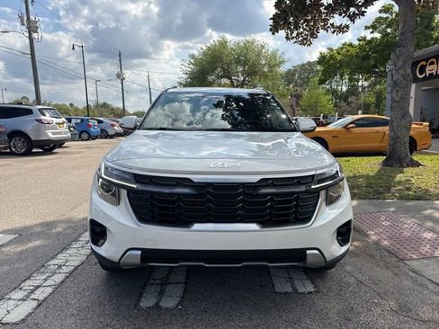 Used 2025 Kia Seltos S image 3