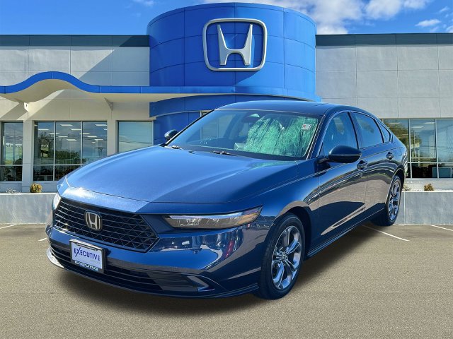 Used 2024 Honda Accord EX image 3