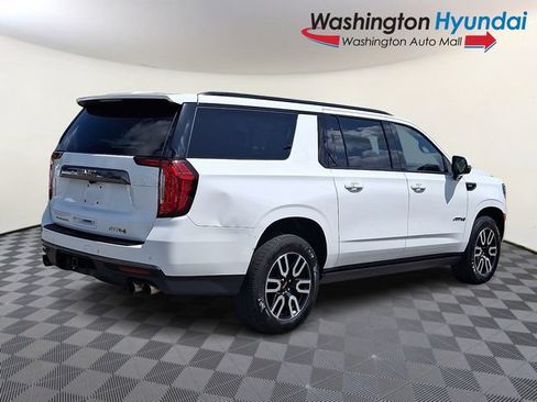 Used 2022 GMC Yukon XL AT4 w/ Technology Package AWD/4WD image 6