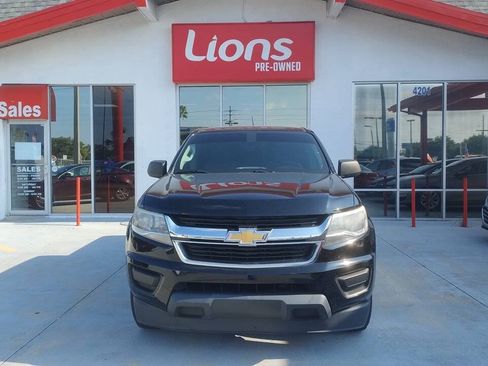 Used 2020 Chevrolet Colorado W/T RWD image 1