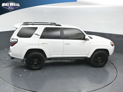 Used 2023 Toyota 4Runner TRD Off-Road Premium AWD/4WD image 16