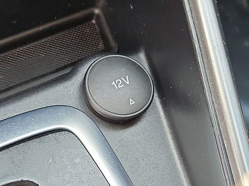Used 2018 Ford EcoSport SE w/ SE Convenience Package FWD image 24