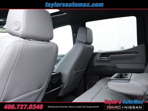 Used 2023 GMC Sierra 1500 SLT w/ SLT Premium Package image 33